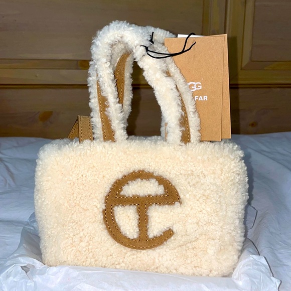 Ugg X Telfar S Reverse Shopper size O/S - Picture 2 of 6